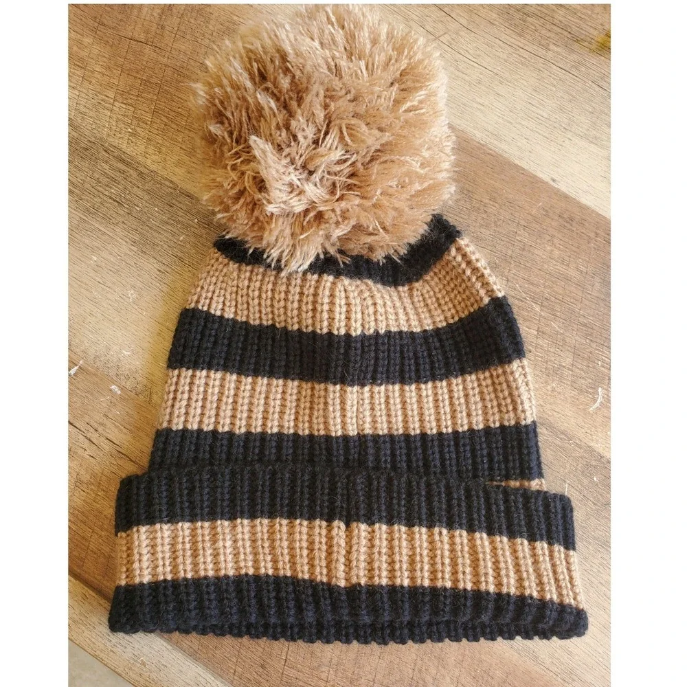 Michael Kors Beanie Hat Camel Black Striped‎ Pom Pom Winter Knit One Size
